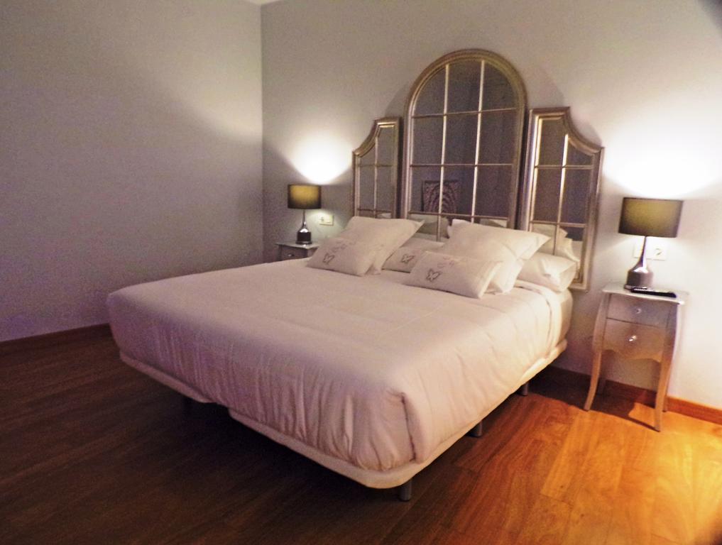 Los Amigos Vip Rooms มาดริด ภายนอก รูปภาพ