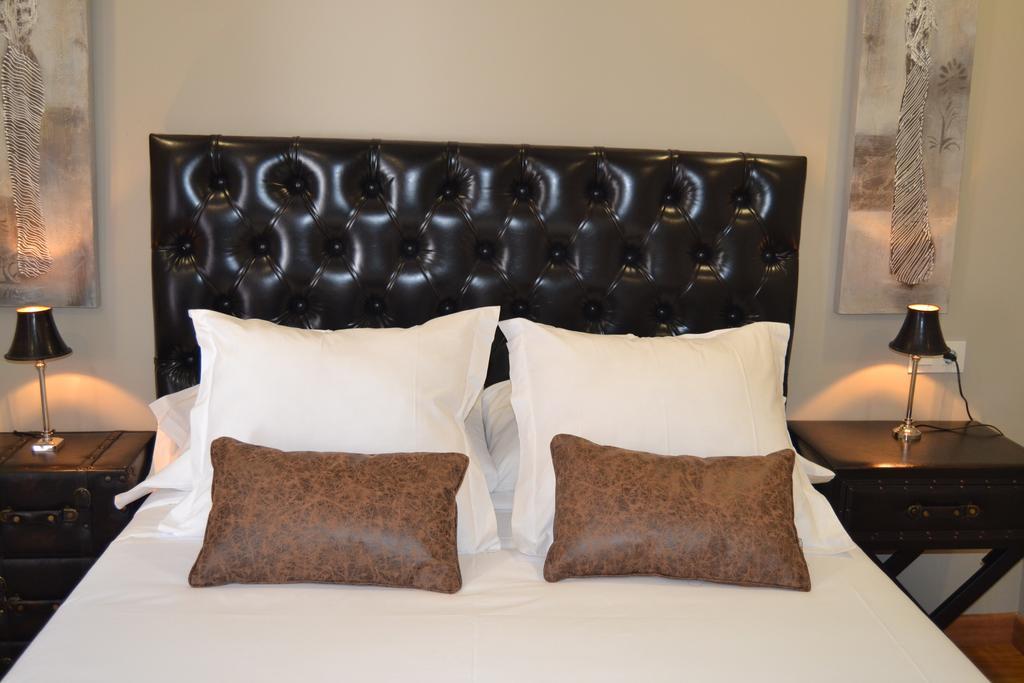 Los Amigos Vip Rooms มาดริด ภายนอก รูปภาพ